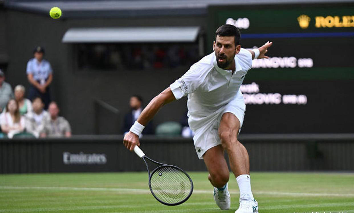 开云官网-詹姆斯击败老对手德约科维奇，晋级之路一路高歌的简单介绍