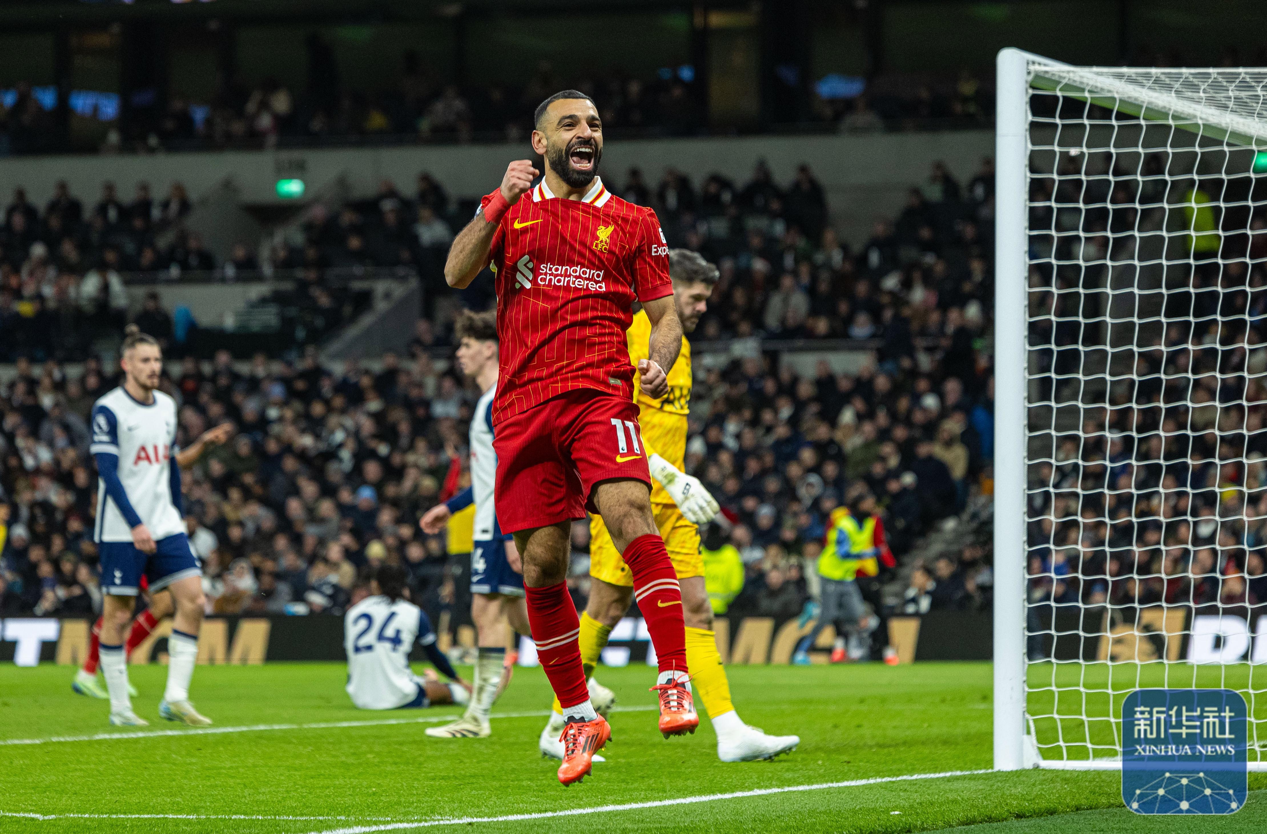 开云体育下载-包含萨拉赫意外战胜美国队，重返赛场引爆全场！引发球迷热议的词条