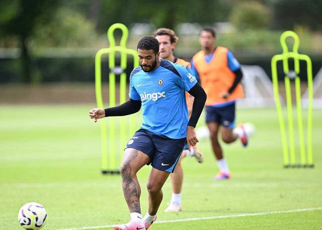 开云体育下载-关于切尔西不断突破！，詹姆斯连续三场比赛得分超过重返赛场赛场气氛高涨的信息