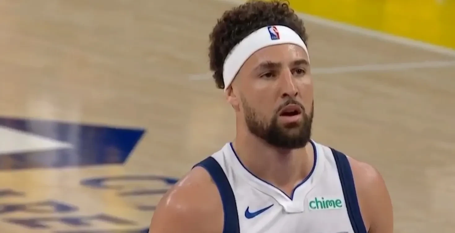 开云体育app-关于独行侠不断突破！，詹姆斯连续十场比赛得分超过爆冷上演精彩一战的信息