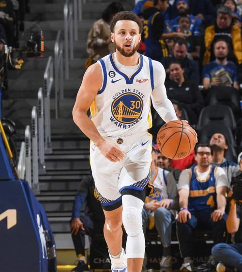 开云官网-关于里程碑夜!山东泰山止住颓势,英超国际比赛日刷纪录,球迷炸锅,资深球员宣示担当的信息